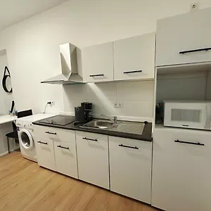 2 Schlafenzimmer Waschmaschine Eller , Düsseldorf Deutschland